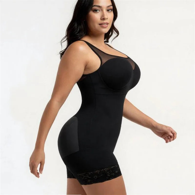 Women's shaping girdle with abdominal control, full body shaper that lifts the buttocks and has a zipper at the crotch